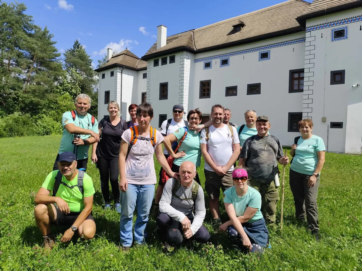 Prechádzka po okolí - Salaš Partizánske, kalvária, Opekačka, Brodzany – Babylon